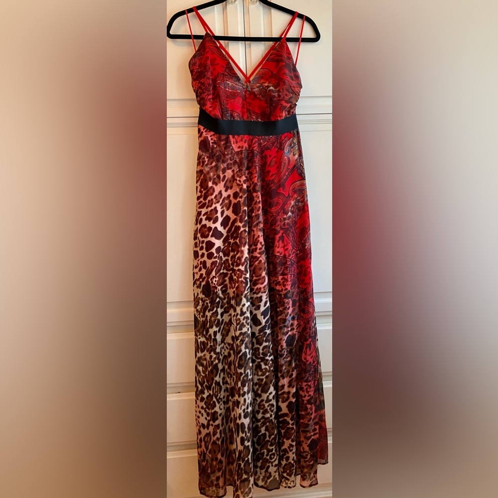 ❤️On-Trend FW2026❤️
La Diosa—Red, Leopard, Adjustable Strap, Maxi, Chiffon/Sheer - Picture 2 of 11